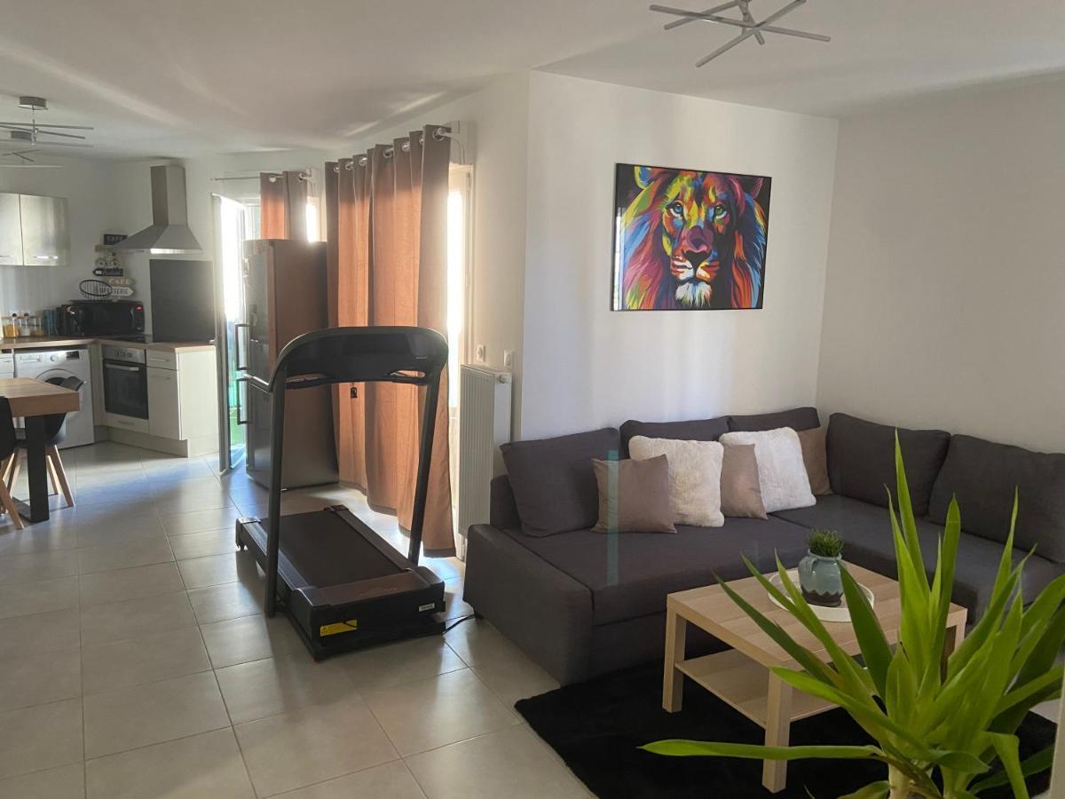 Appartement T2, Residence Au Calme. Parking Prive Marselha Exterior foto